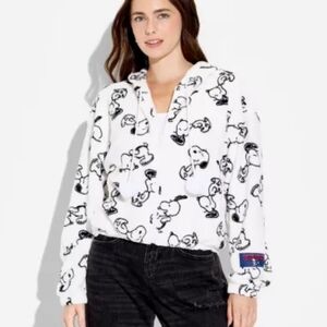 Women's Snoopy Graphic Hoodie